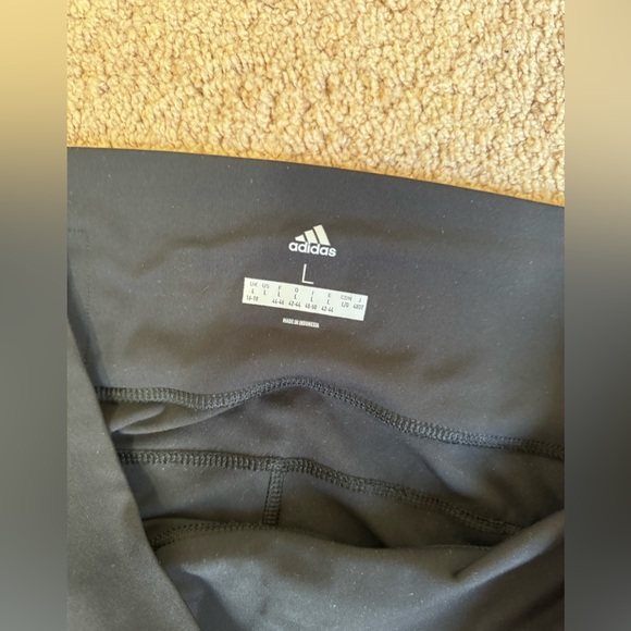 Adidas Essential Leggings - Picture 3 of 4